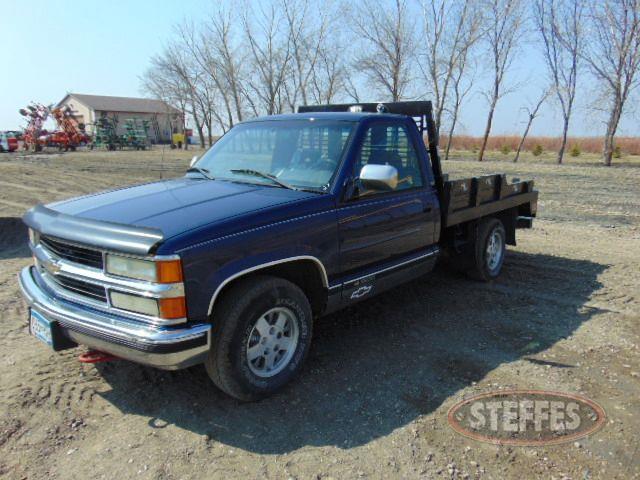 1994 Chevrolet 1500_1.jpg